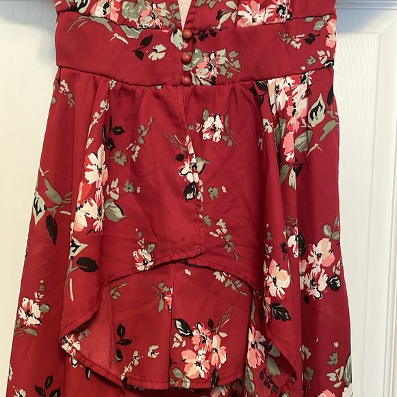 Girls' Floral Romper/ High-Low
Dress Size Small Burgundy Pink Dress Shorts - Picture 4 of 11